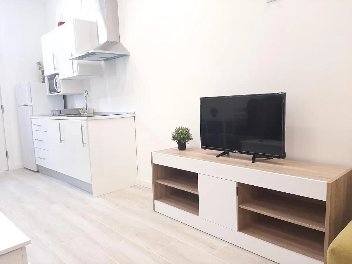 Malaga Velarde Center Apartment 0*,